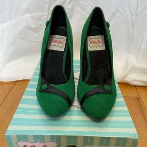 Bettie Page by Ellie green 4" pumps